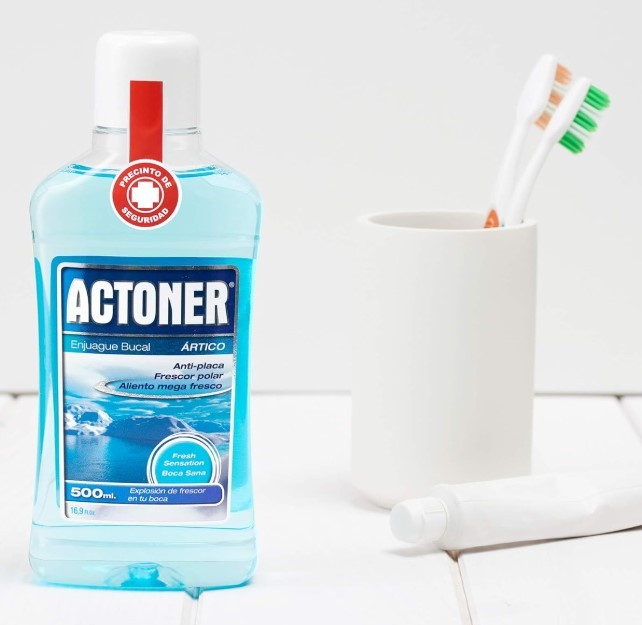 Actoner Enjuague Bucal Ártico 500 ml - Frescura Polar y Protección Antiplaca para una Boca Sana